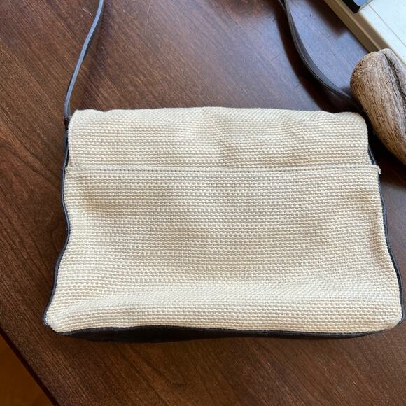 Vintage Liz Claiborne - classic woven cream leather foldover shoulder bag purse - Picture 10 of 16